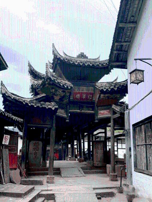 干部带背包 一线夺“关隘”
