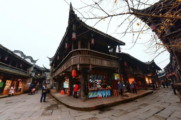 京泉华(002885.SZ)发预减,预计2023年度净利润2800万元–3500万元 下降75.42%至80.33%
